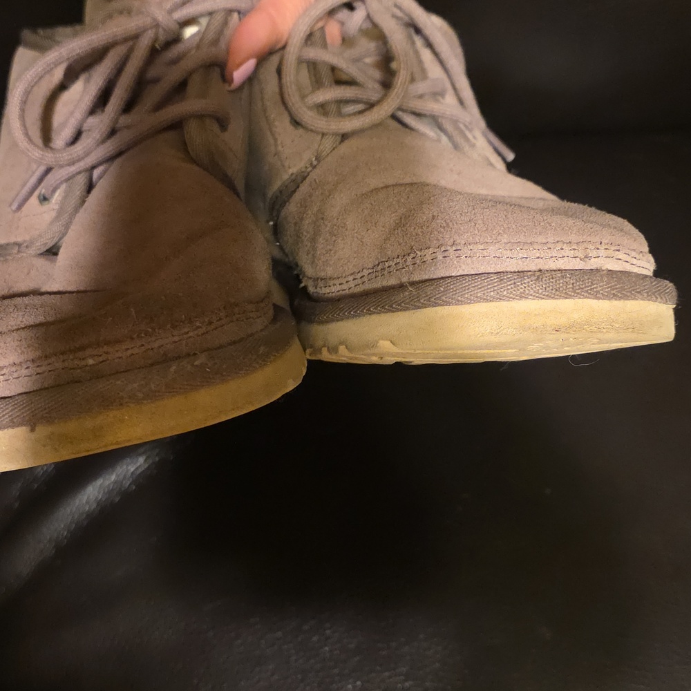 UGG Short Boots - Picture 8 of 8
